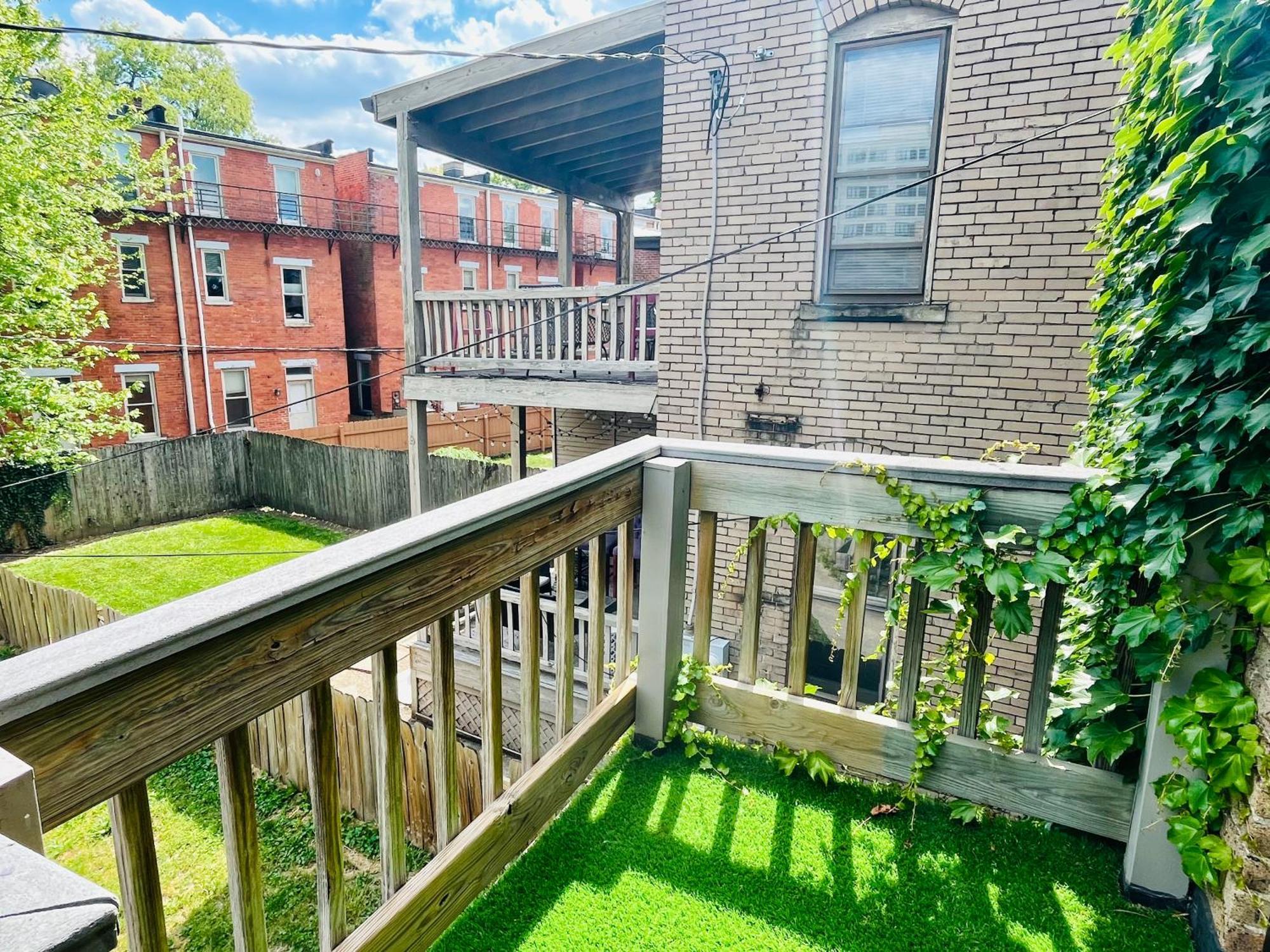 Prime Location Top Rated Clean Parking Free Columbus Exterior photo